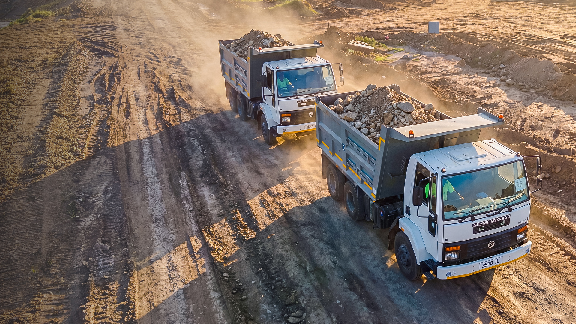 Ashok Leyland 2518 at work